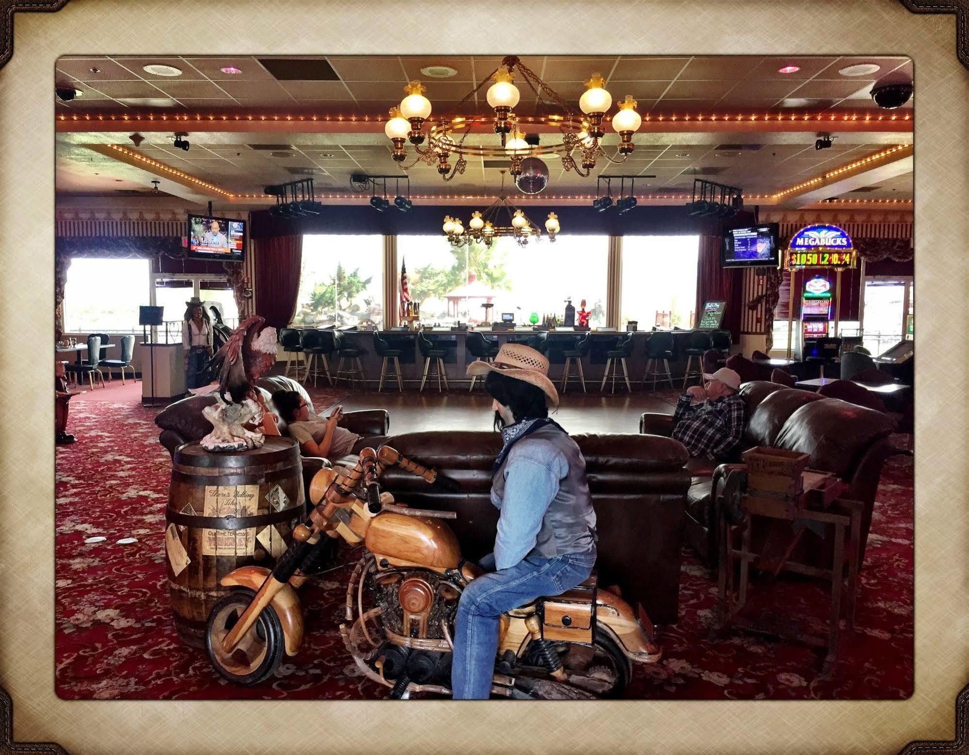 Longstreet Inn & Casino أمارغوسا فالي المظهر الخارجي الصورة
